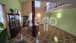 Casa individuala de vanzare 159mp utili 4 camere mobilate utilate Daia