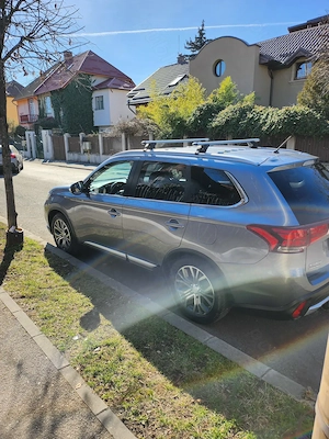 Vând mitsubishi outlander 2.2 diesel,7 locuri  - imagine 3