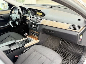Mercedes E220 Cdi w212 2010 Break - imagine 4