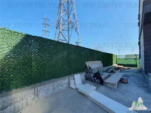 Duplex 8 camere cu doua intrari separate curte comuna Navodari - imagine 3