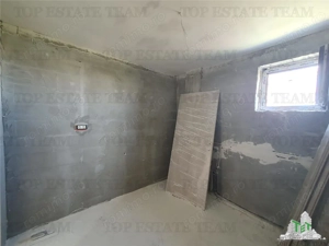 Duplex 8 camere cu doua intrari separate curte comuna Navodari - imagine 17