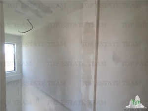 Duplex 8 camere cu doua intrari separate curte comuna Navodari - imagine 19
