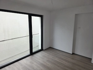 Apartament cu doua camere nemobilat in bloc nou central   Smeurei - parter inalt, posibilitate sediu - imagine 3