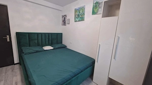 Închiriez apartament cu 3 camere decomandate in craiovita zona big materna parter  - imagine 4