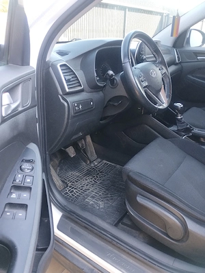Unic proprietar vând Hyundai Tucson 2019, benzină CP 132,stare perfecta de funcționare  - imagine 10