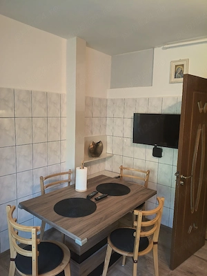 Persoană fizică inchiriez apartament cu 2 camere  - imagine 3
