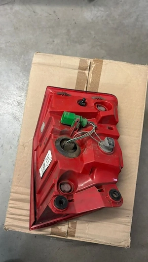Lampa led stop dreapta - pe aripa audi a6