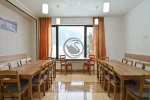 Pensiune la cheie de vanzare | 10 camere | Sacele, Brasov - imagine 8