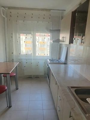 Titan 2 camere proprietar - imagine 9