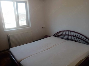 Inchiriem apartament 2 camere zona 1 Mai , centru , centrala proprie , mobilat - imagine 5