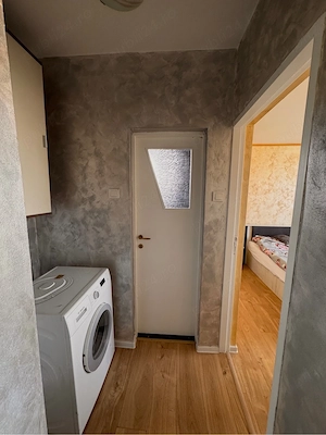 vand apartament 2 camere independentei - imagine 4