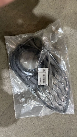 Grila proiector dr model cu pdc bara fata m bmw serie 1 - imagine 3