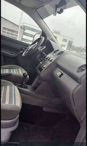VW CADDY intretinut - imagine 4
