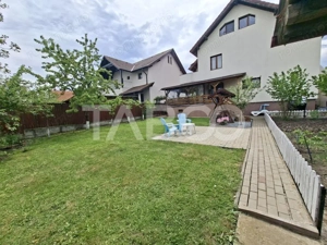 Casa individuala moderna de vanzare in Sura Mica teren pod si pivnita - imagine 3