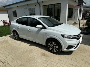 Dacia Logan benzina+GPL, proprietar de noua, 17.000 km, fab 09.2025 - imagine 2
