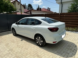 Dacia Logan benzina+GPL, proprietar de noua, 17.000 km, fab 09.2025 - imagine 6