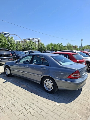Mercedes C Klasse de la proprietar - imagine 8