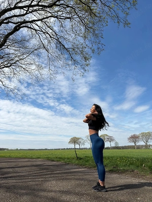 Sunt maseuză și ofer masaj de relaxare I offer relax massage 