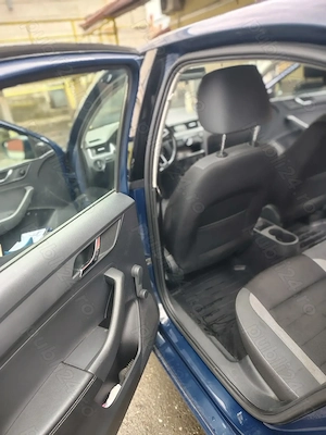 Vând Skoda Rapid 1,2 TSI - imagine 5