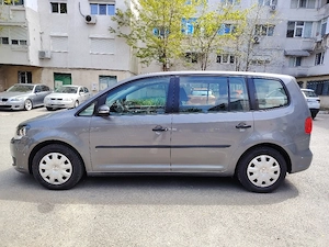 De Vanzare VW Touran Diesel Euro 5 - imagine 3