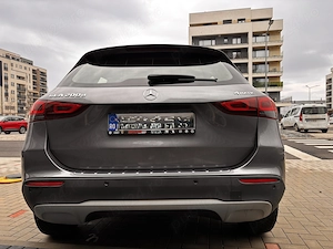 Mercedes Benz GLA200D 2021 4Matic - imagine 8