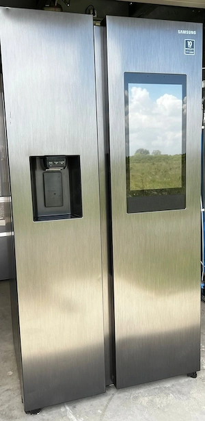 Samsung Family Hub Side-by-Side   Frigider Smart 