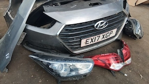 Bara fata Hyundai I40 an 2017 