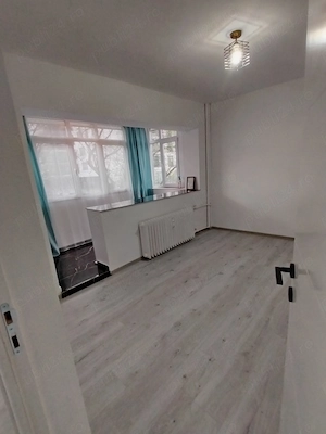 Proprietar vând apartament 2 cam SD circular et 1 bloc fără risc seismic Podu ros  - imagine 5