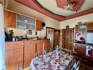 Apartament 2 camere | strada Lunga | Curte - imagine 5