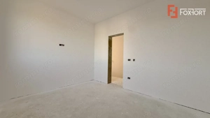 Duplex 5 camere cu toate utilitatile - Mosnita Noua - imagine 9