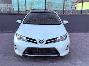 Toyota Auris 1.8 hibrid  - imagine 7
