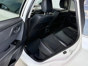 Toyota Auris 1.8 hibrid  - imagine 17