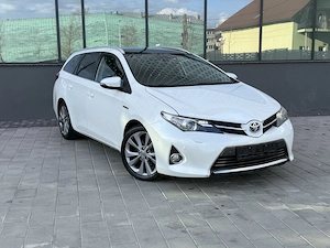 Toyota Auris 1.8 hibrid  - imagine 8