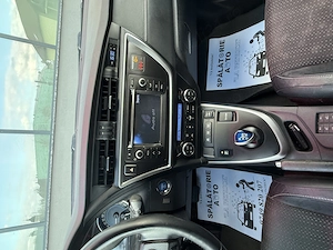 Toyota Auris 1.8 hibrid  - imagine 19