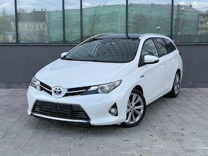 Toyota Auris 1.8 hibrid  - imagine 9