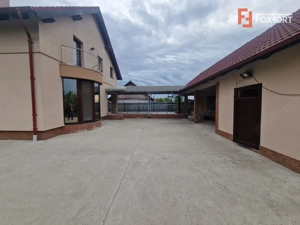 Casa individuala de vanzare cu 5 camere si teren de 2543 mp - Izvin - imagine 6