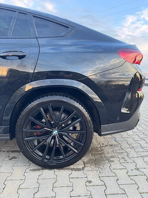 2022 bmw x6 x40iM  - imagine 4
