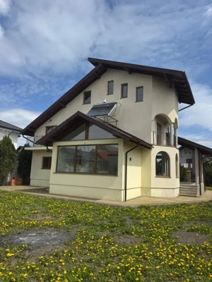 Casa individuala 6 camere, 1000mp teren, Radauti - imagine 4