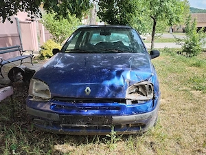 Donez usi si haion Renault Clio  - imagine 4