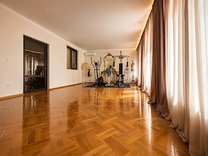 Casa eleganta P+1 cu finisaje premium si spatii generoase | Cazasu - imagine 12