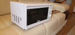 Cuptor cu microunde Midea MM820CPB