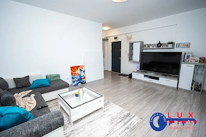 ID 20027  Apartament 2 camere transformat in 3 camere | Zona Peco  - imagine 2