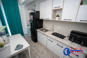 ID 20027  Apartament 2 camere transformat in 3 camere | Zona Peco  - imagine 11