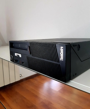Lenovo ThinkCentre i3