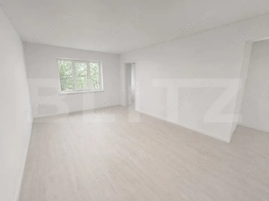 Apartament 3 camere, etaj intermediar, 72 mp, Nicolina (Prima Statie) - imagine 3