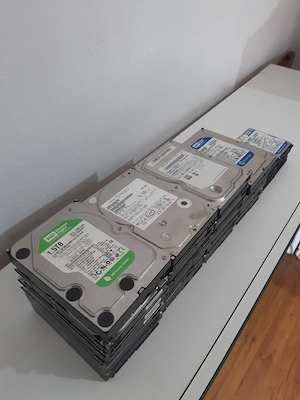 HDD-uri 3.5" & 2.5" - imagine 5