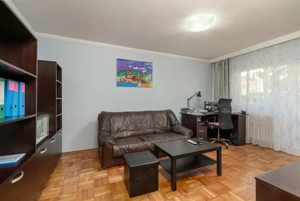 Calea Moșilor - Ardeleni - bloc retras - etaj 3 - renovat complet