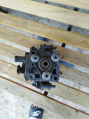Pompa sevo plus pompa apa bmw e46 benina 1.8 an 2001 - imagine 2