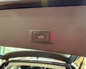  AUDI A4 . CUTIE AUTOMATA . 1,8 Benzina . 170 Cp . Euro 6 . RAR+ITP. Garantie 12 luni , Buy-Back .  - imagine 12