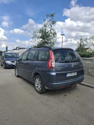 Citroen C4 Picasso 1.6 Hdi (ambreaj defect) - imagine 2